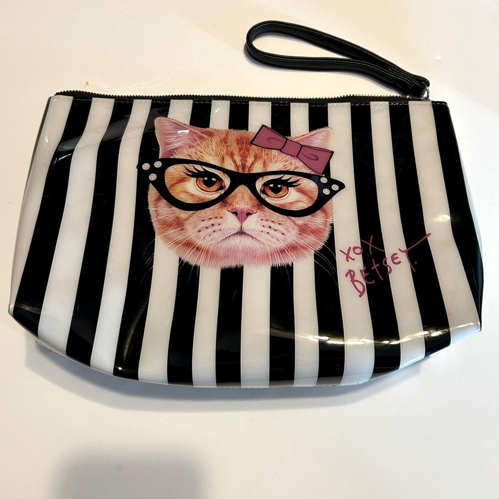 Betsey Johnson cosmetic bag